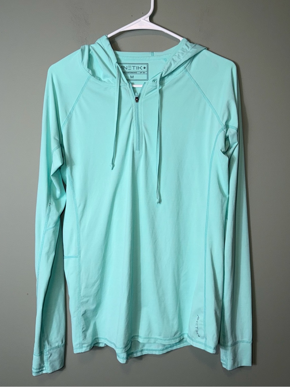 Anetik Women’s Flight Tech Sun Hoodie Medium Mint Color UPF 30+